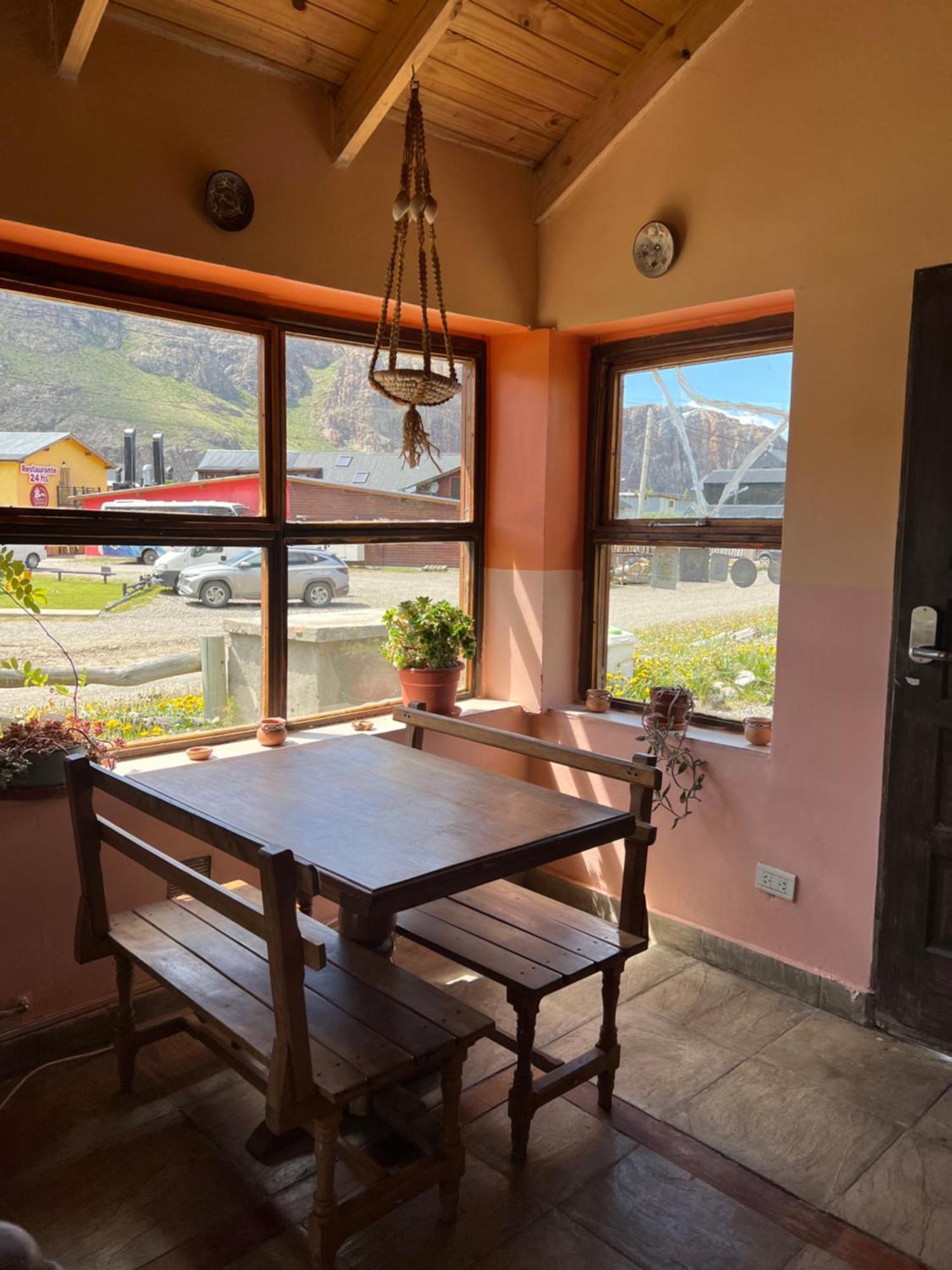 Hosteria Koonek El Chalten Kültér fotó